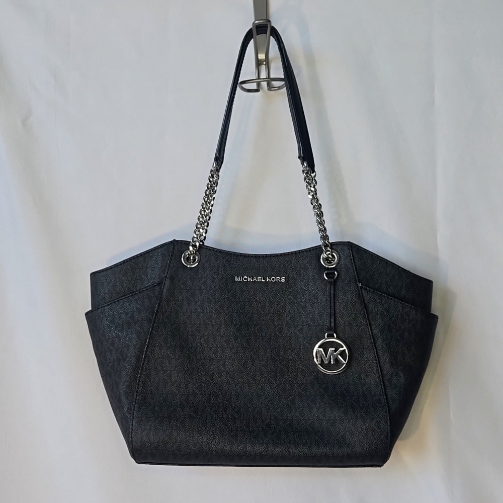 Michael Kors Jet Set Travel Chain Shoulder Bag